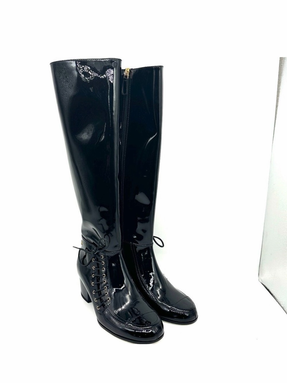 Chanel patent leather boots size 39 - Picture 2 of 5